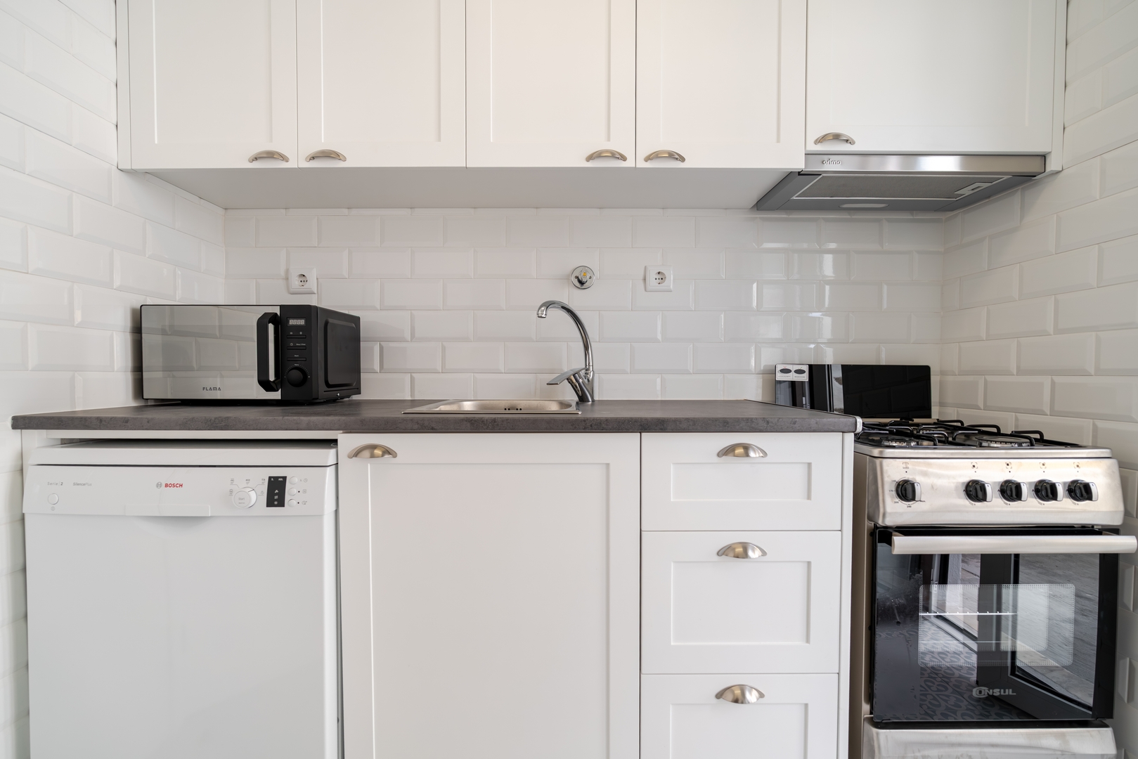 Multiple Houses w/ Terrace Near Metro by HostWise 44 Host Wise Booking