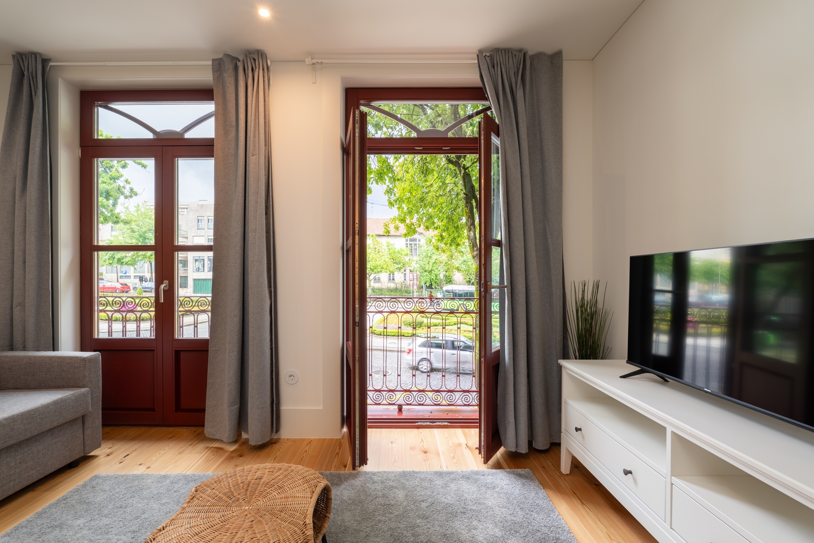 Central Apts Near Guimarães Sites by HostWise 26 Host Wise Booking