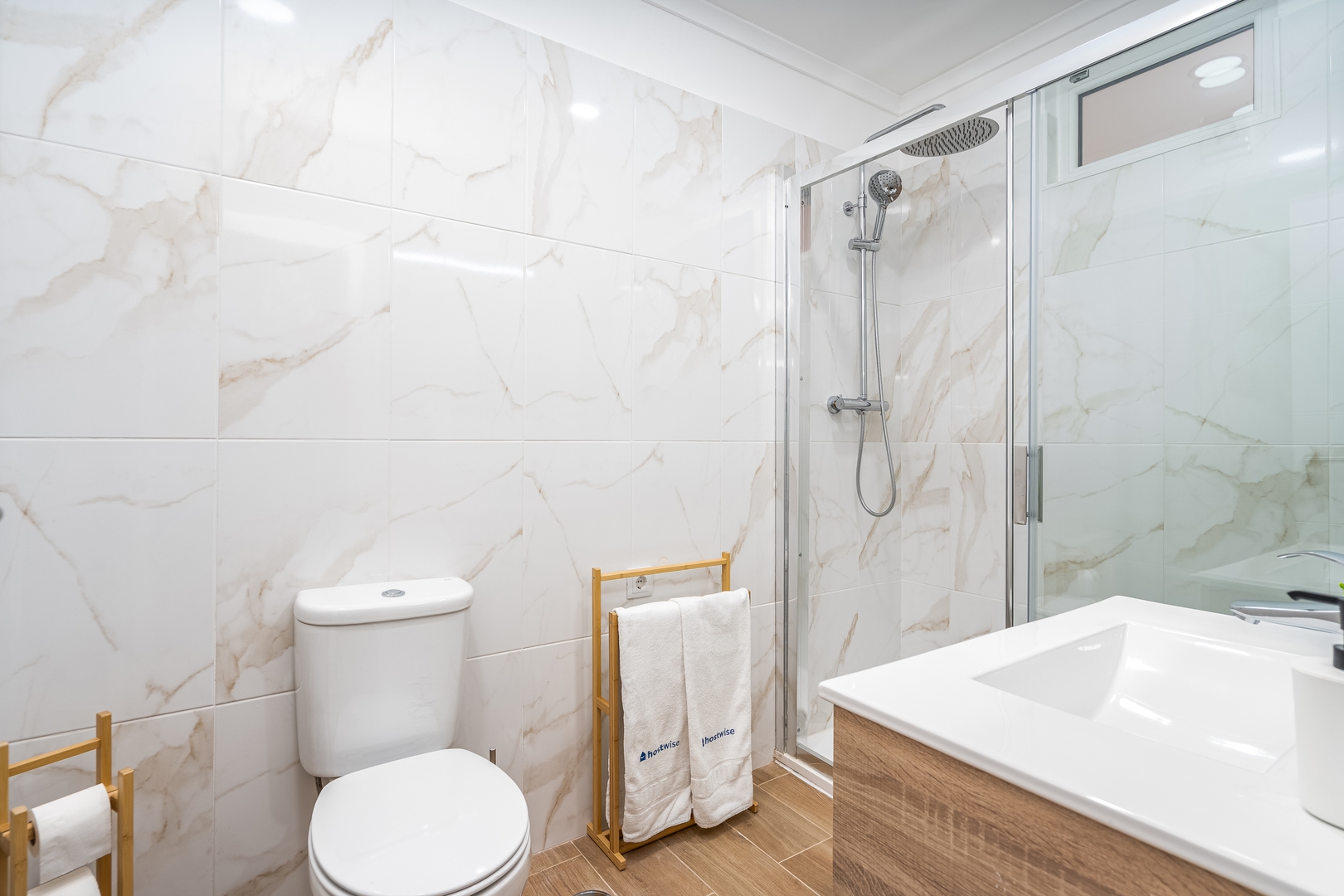 Bright & Spacious Flat w/ Balcony by Host Wise 21 Host Wise Booking