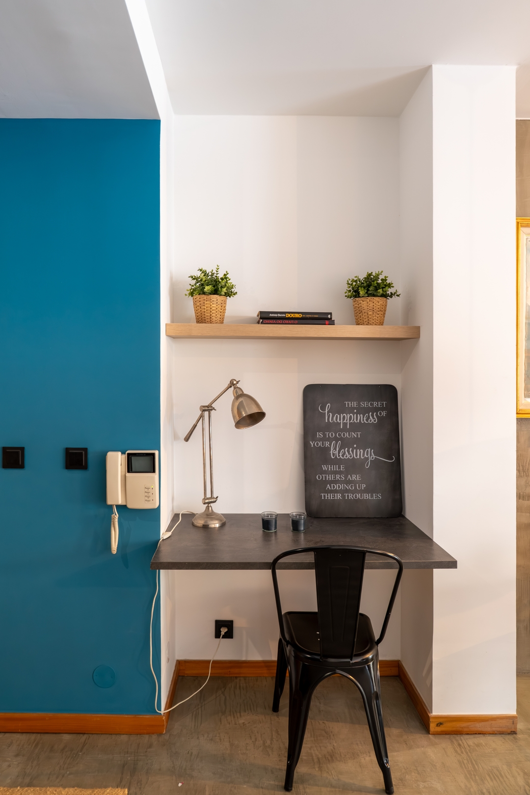 HostWise – Modern Flat w/ Terrace | Near the Beach 23 Host Wise Booking