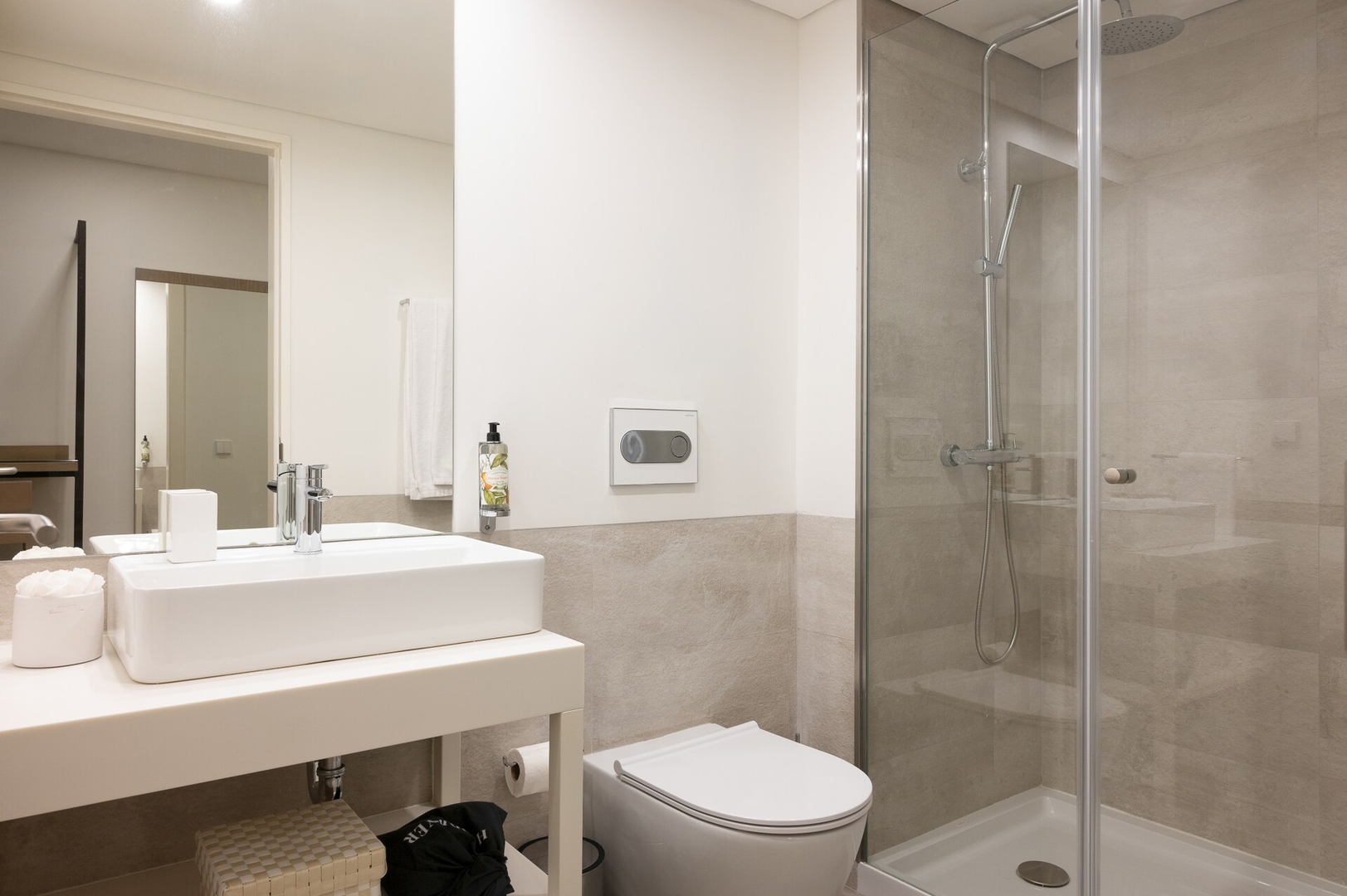 Host Wise - Fervença Boutique Palace 5 3 Host Wise Booking