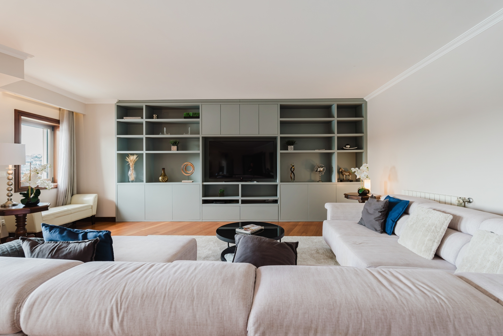 Elegant Riverfront Flat | Pool & Sports by Host Wise 21 Host Wise Booking