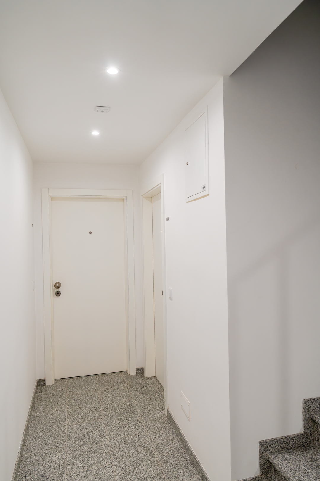 Terrace Studios & Bright Duplex by HostWise 22 Host Wise Booking