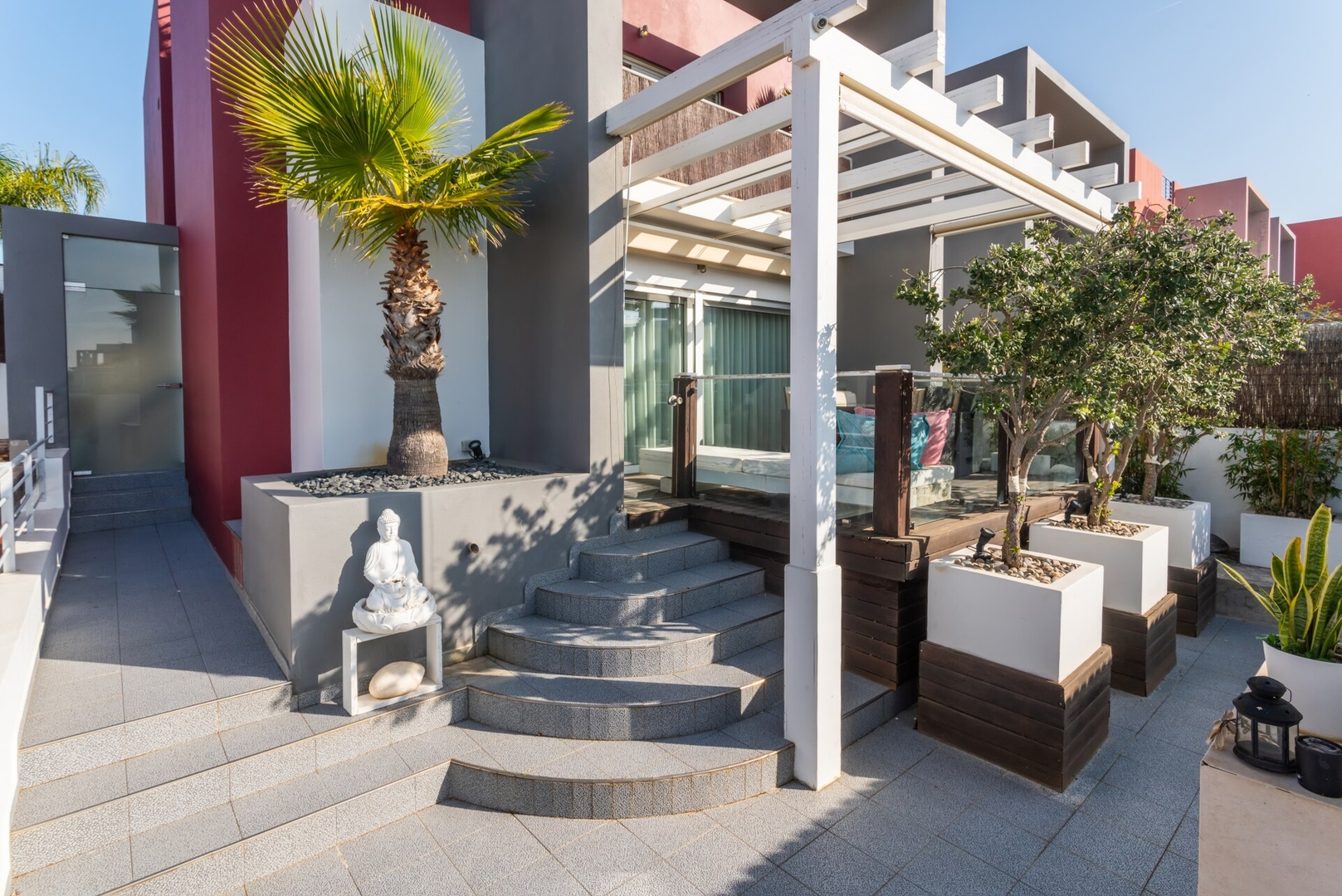 Host Wise - Luxurious House with Private Salt Pool 48 Host Wise Booking