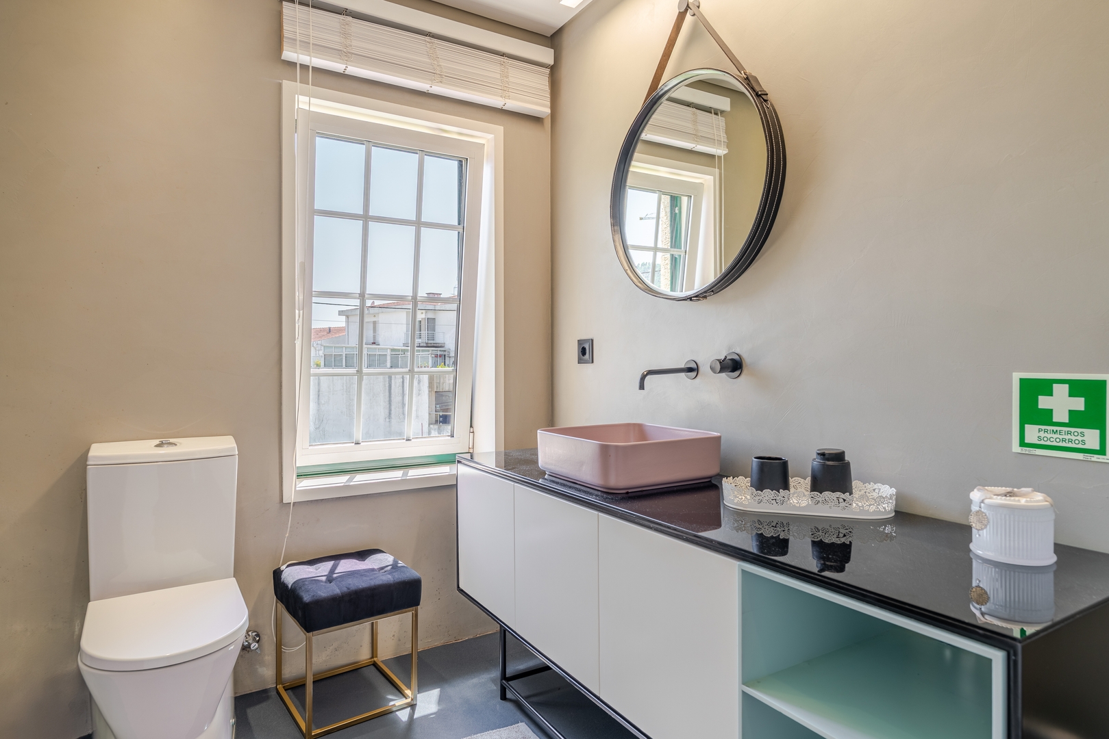 HostWise - Modern Comfort & Shared Pool in Paredes 44 Host Wise Booking