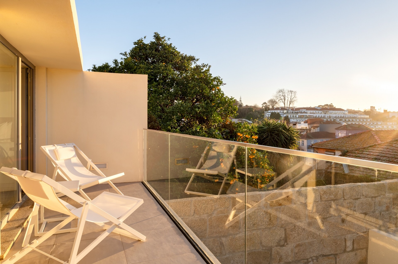 Host Wise - 2 Fervença Boutique Palace 51 Host Wise Booking