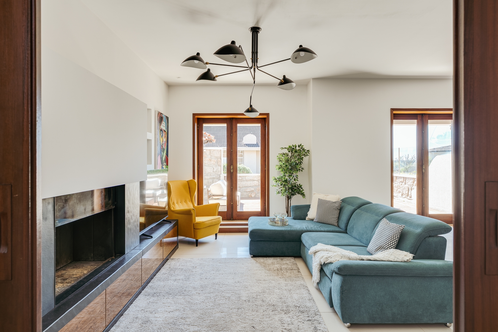 Beach Villa with Jacuzzi & Garage by HostWise 17 Host Wise Booking