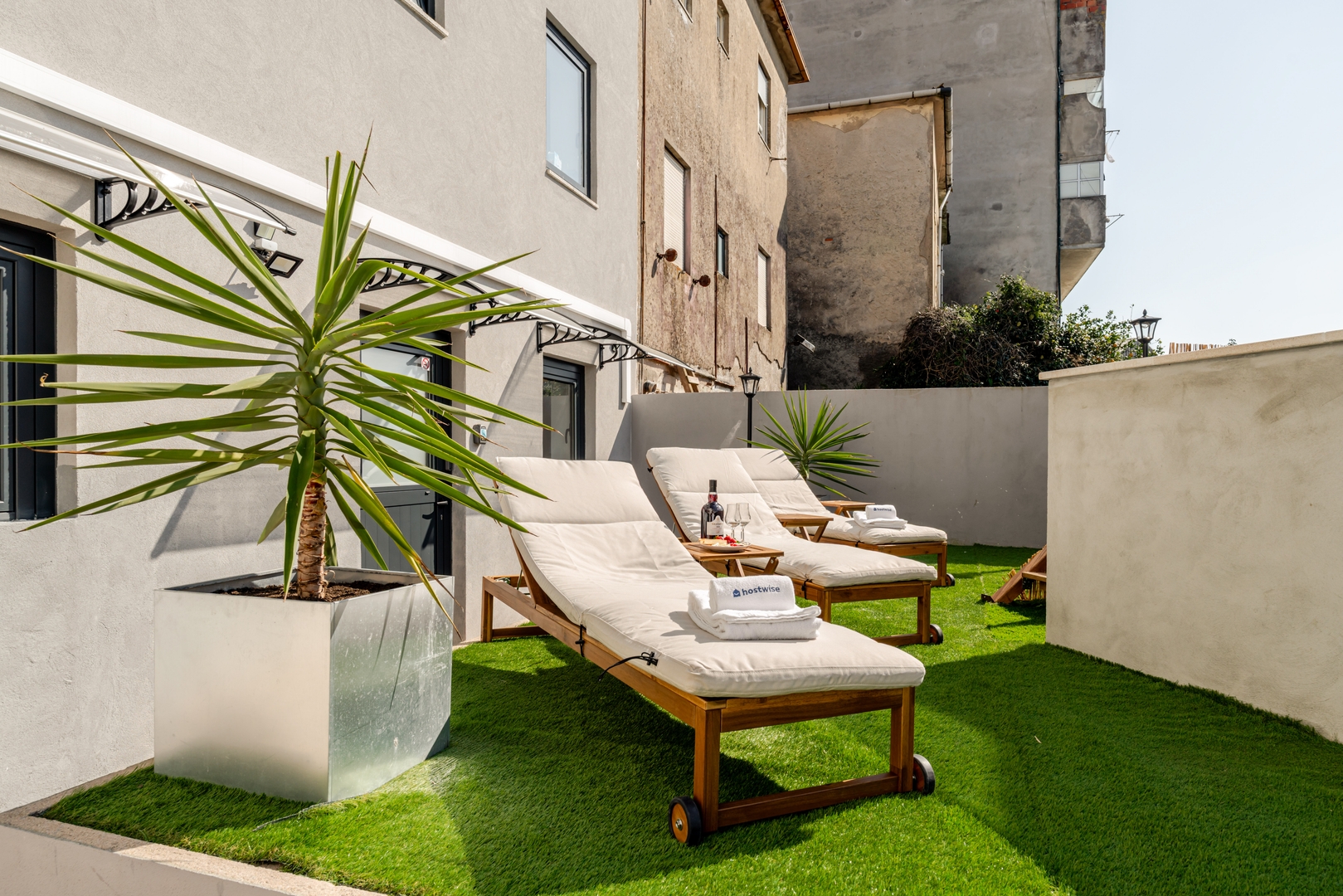 Poolside Duo Retreat, Silva Brinco by HostWise 13 Host Wise Booking