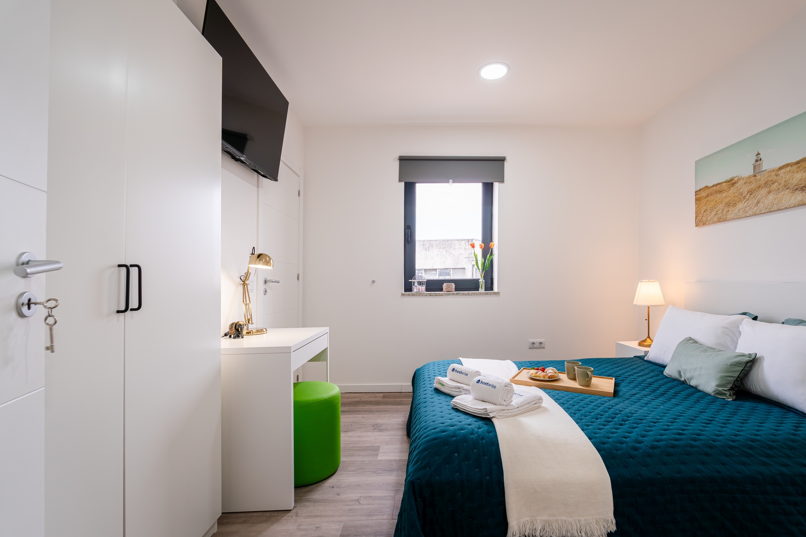 Poolside Retreat for 12 in Three Flats by HostWise 52 Host Wise Booking