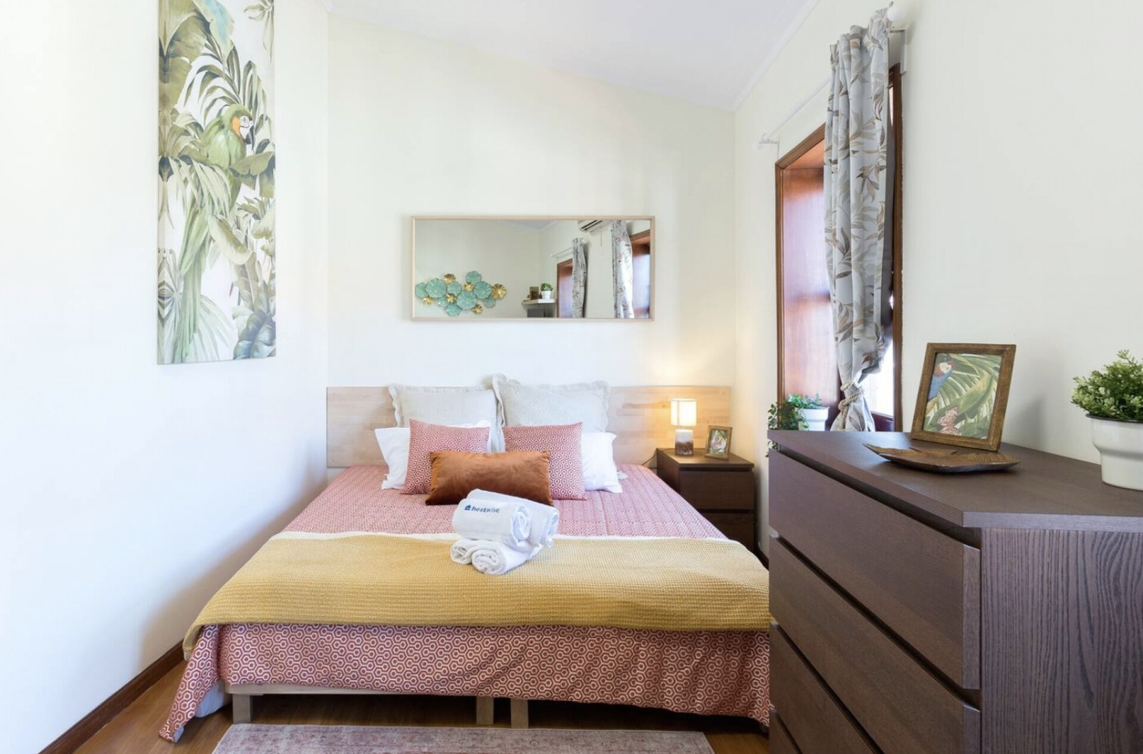 Host Wise - Central Comfy Flat 22 Host Wise Booking