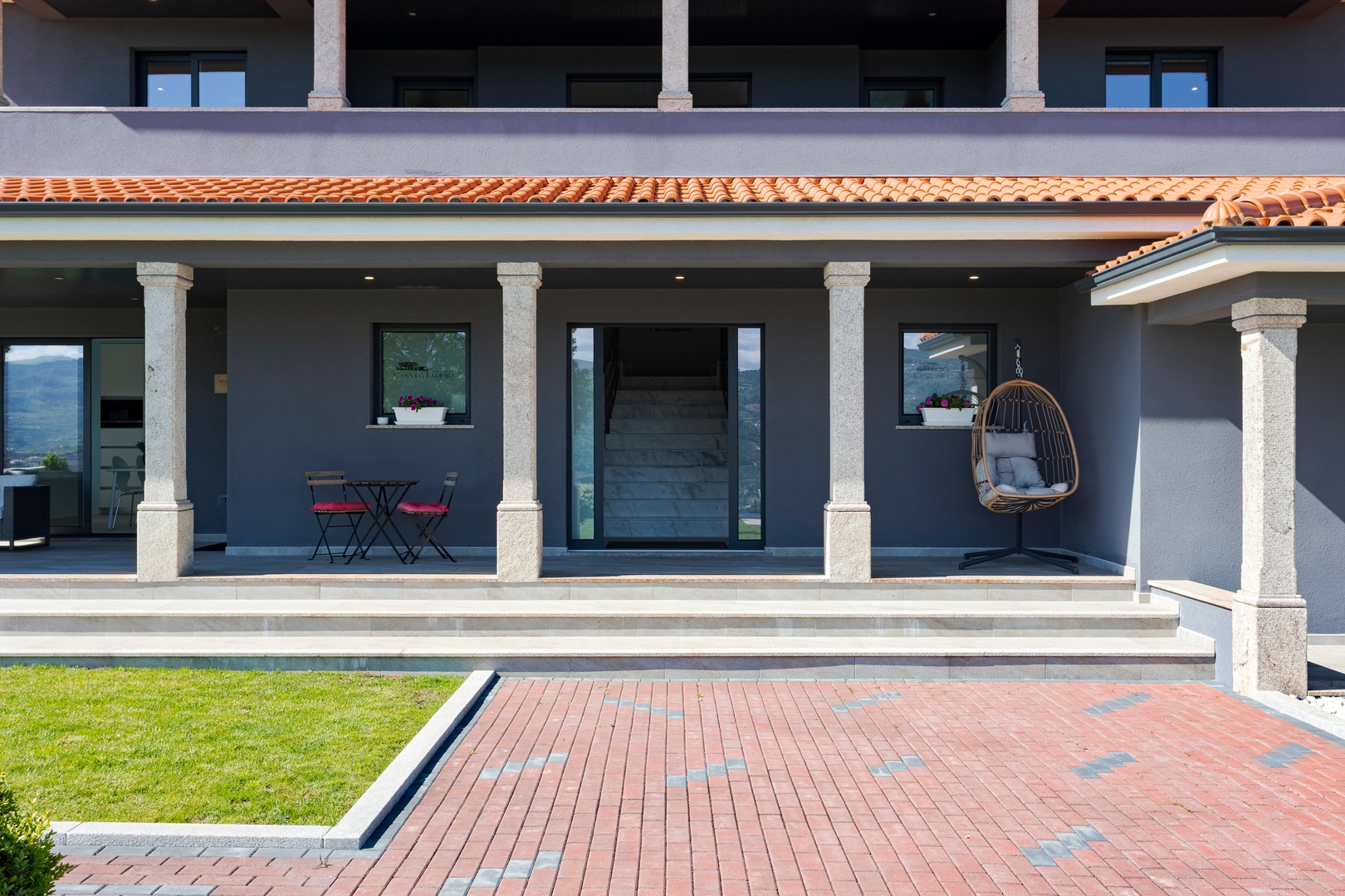 HostWise – Douro View Villa w/ 10 Suites & Pool 23 Host Wise Booking