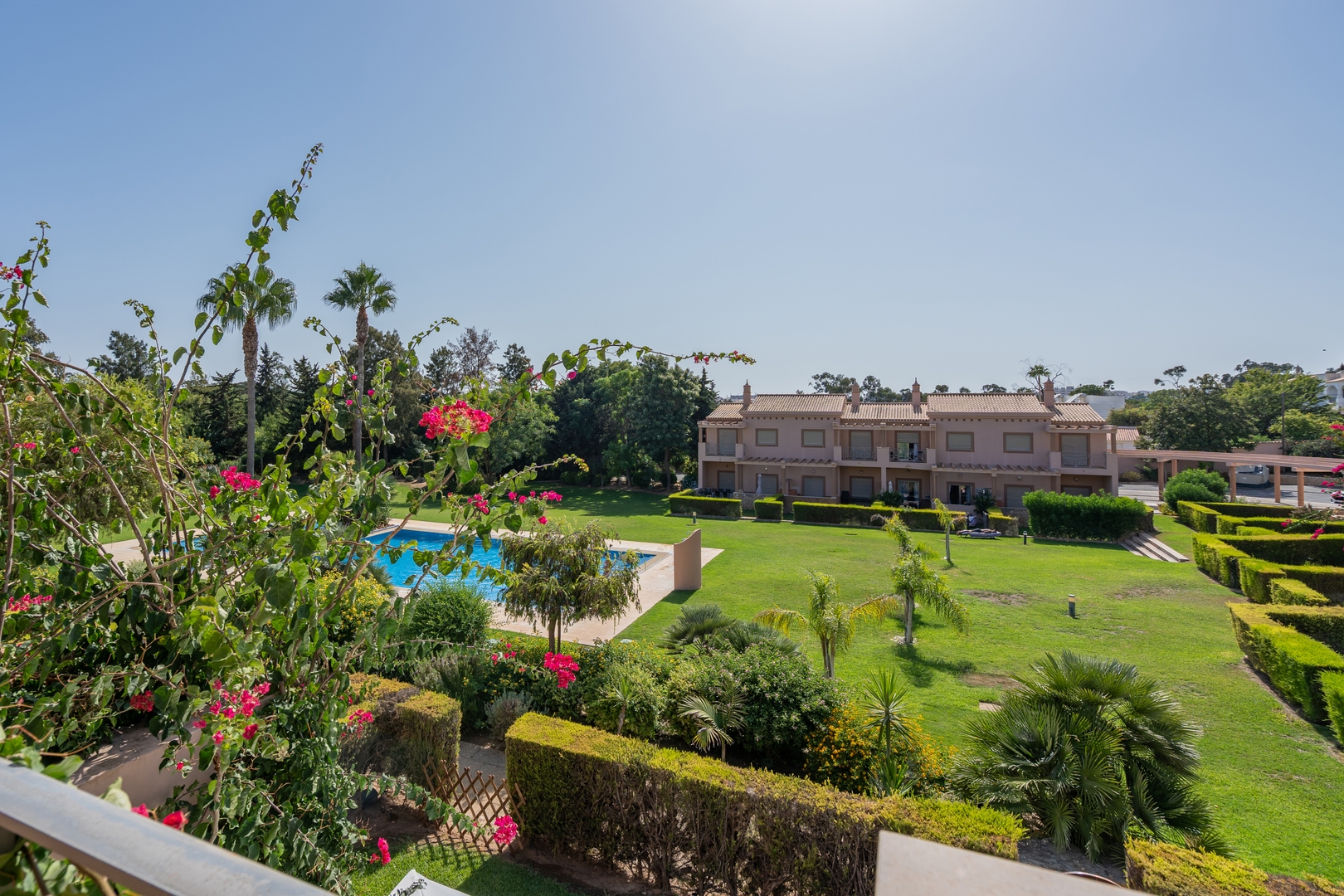 Sunny House with Jacuzzi and Pool by HostWise 16 Host Wise Booking