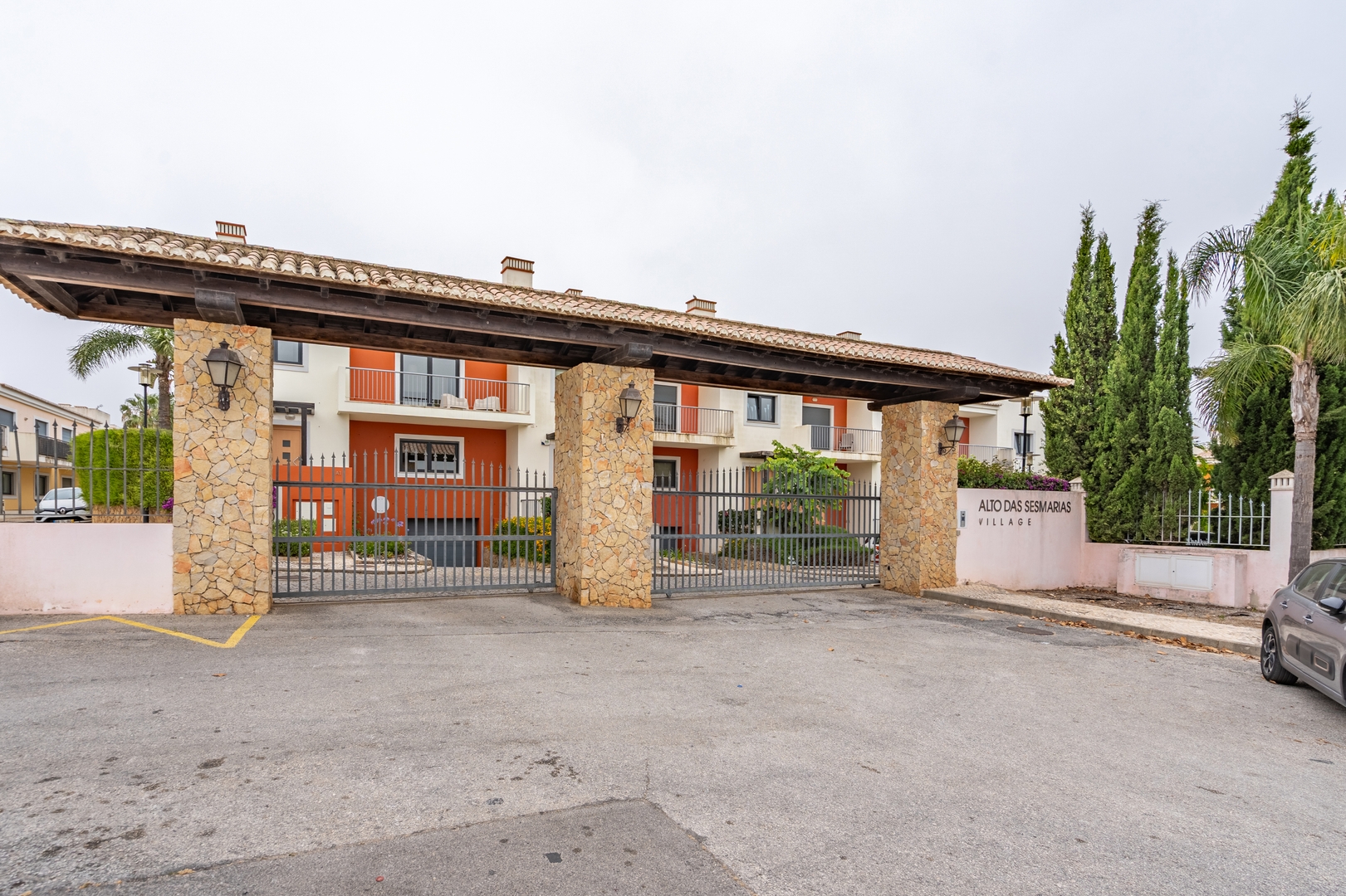 Grand Villa w/ Garden, Pool & Jacuzzi by HostWise 47 Host Wise Booking