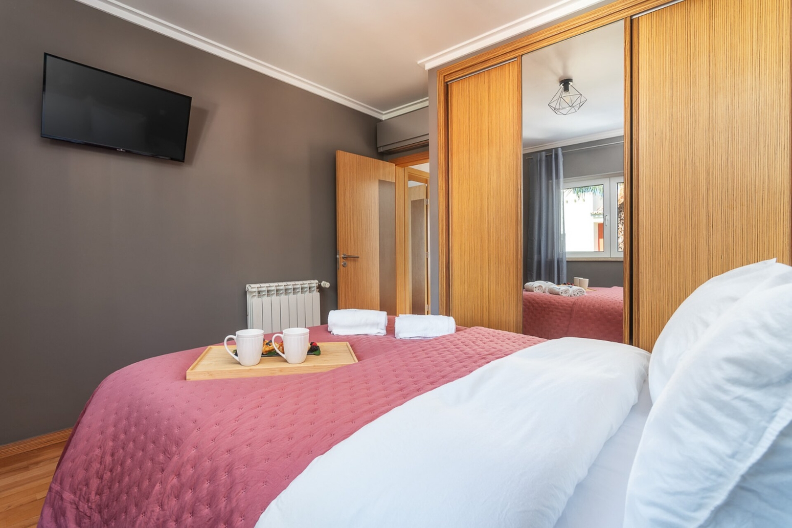 Host Wise - Deluxe House | Pool & Jacuzzi 27 Host Wise Booking