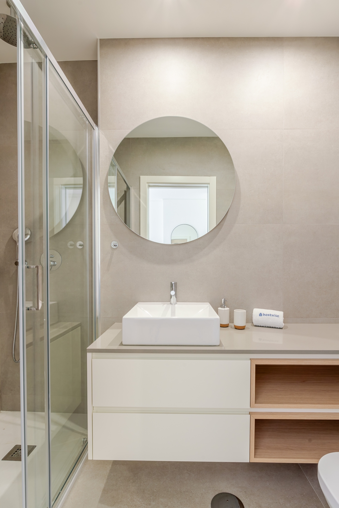 Stylish Flats w/ Balcony by HostWise 4 Host Wise Booking