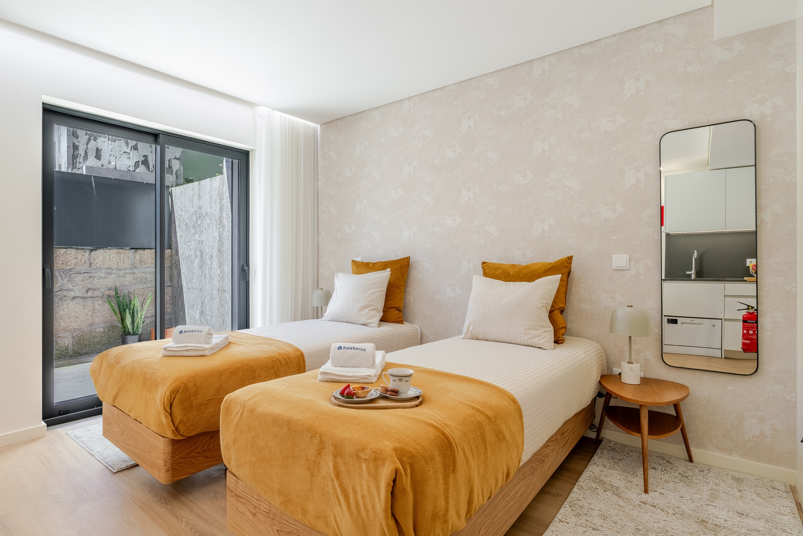 Stylish 2 Duplex & Patio Studio in Porto by HostWise Host Wise Booking