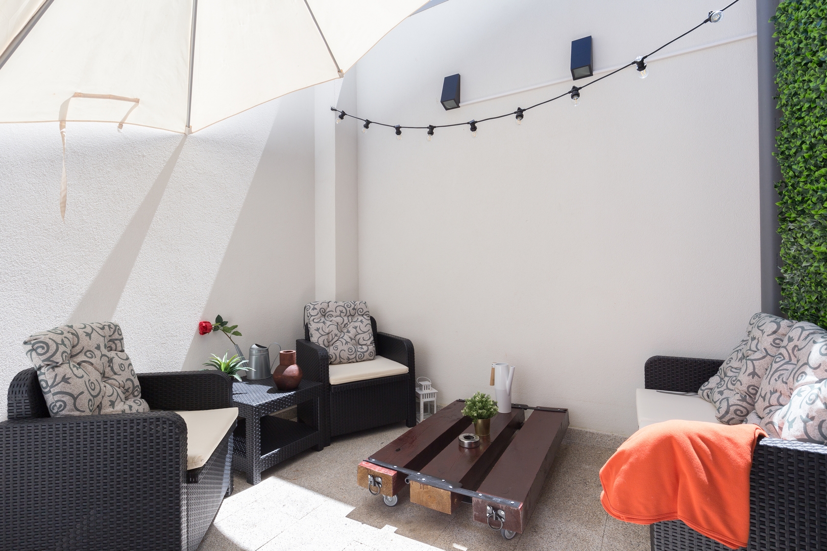 Lovely Flat w/ Jacuzzi & Terrace by HostWise 24 Host Wise Booking