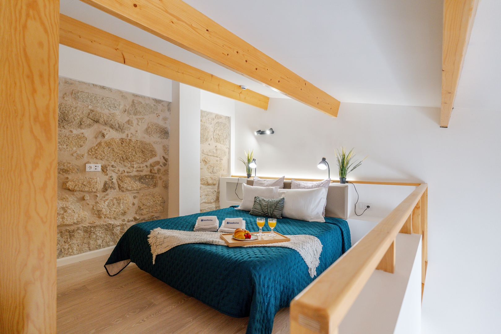 Terrace Studios for 12 in Porto by HostWise 8 Host Wise Booking