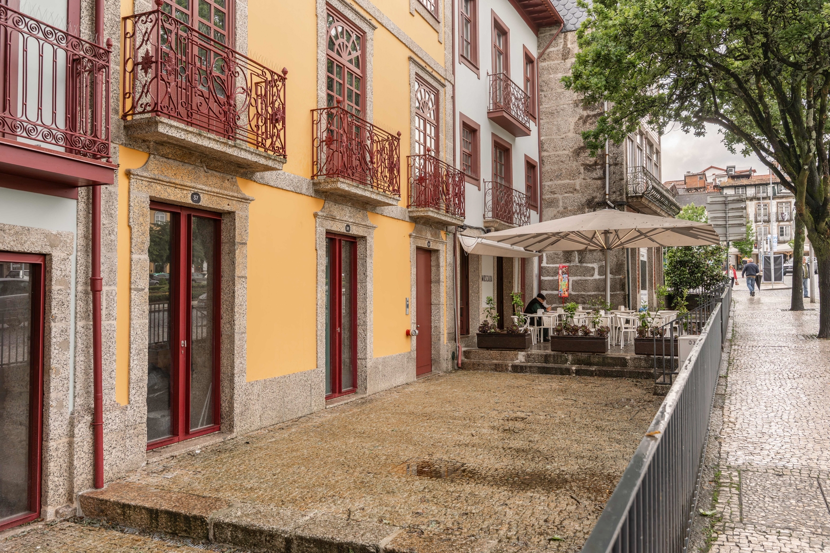 Modern Comfort in City Center by HostWise 16 Host Wise Booking