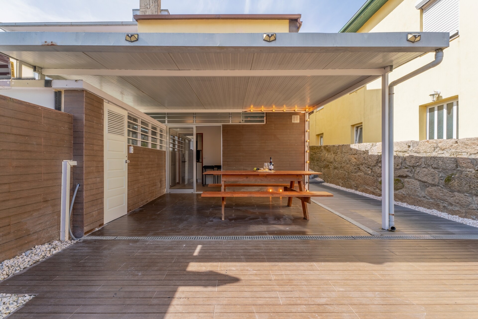 Host Wise - Charming Spacious Duplex House 6 Host Wise Booking