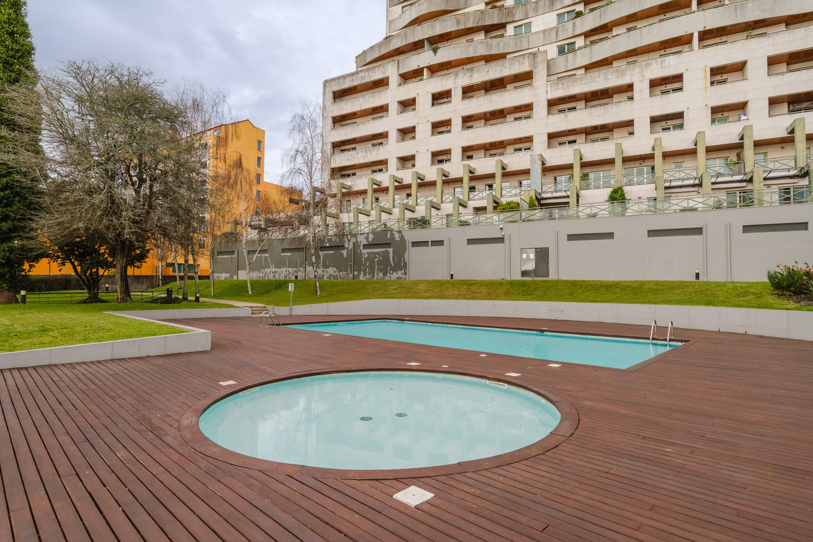Elegant Riverfront Flat | Pool & Sports by Host Wise 49 Host Wise Booking