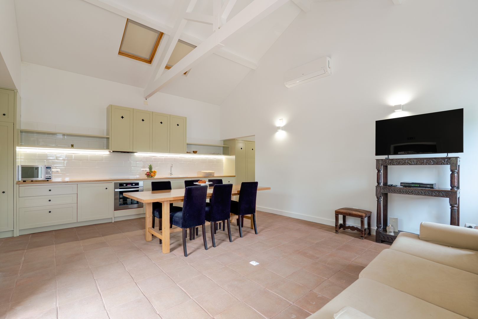 Secluded River-View Estate, Pool & BBQ by HostWise 18 Host Wise Booking