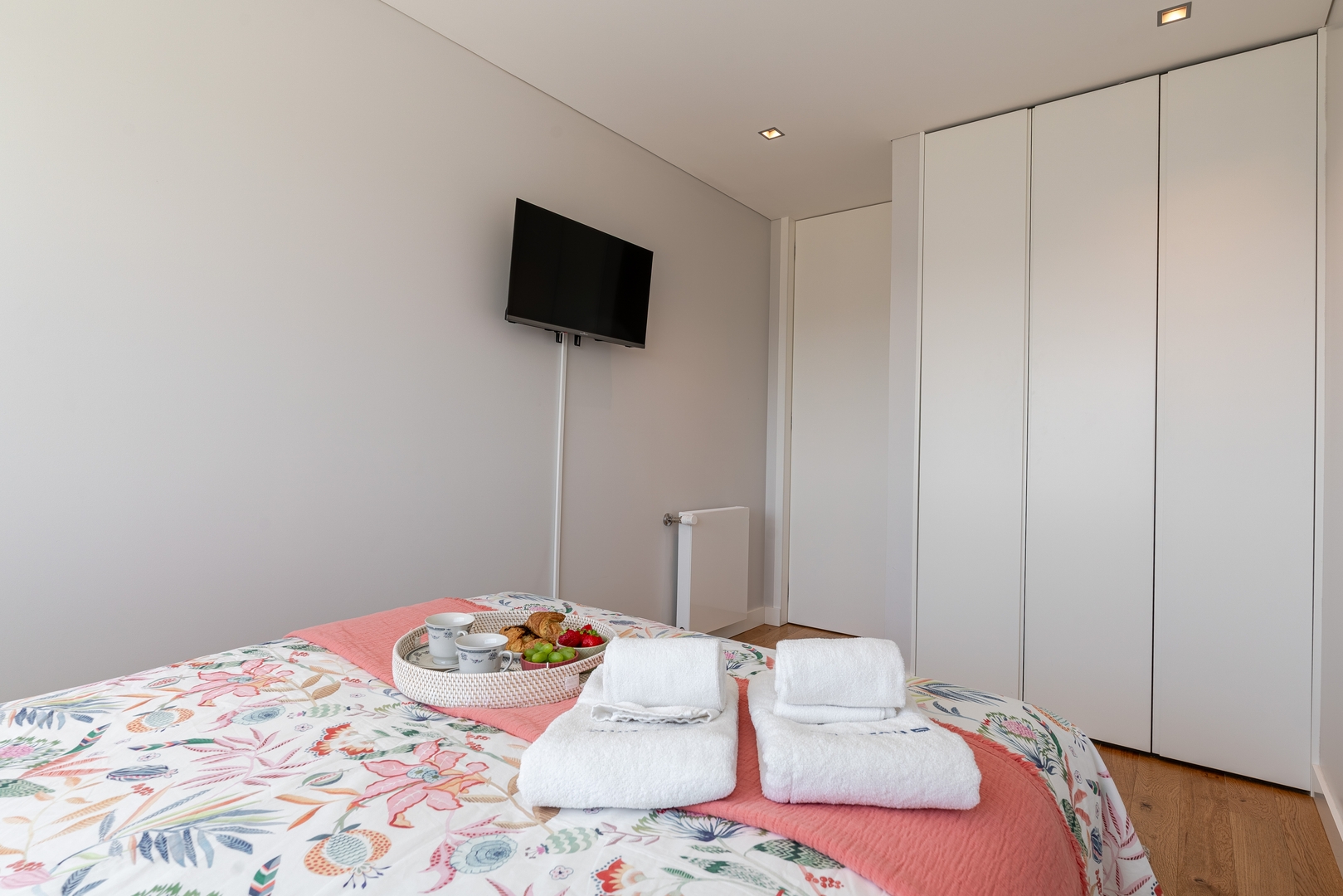 Stylish Home with Balcony & Garage by HostWise 15 Host Wise Booking