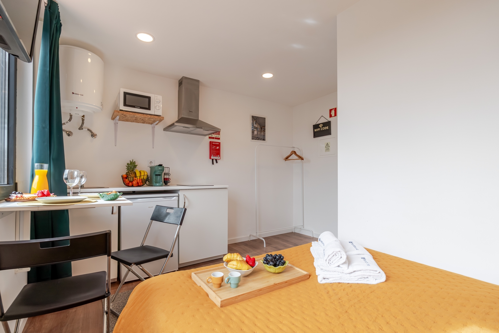 HostWise - Airy & Bright Studio 3 Host Wise Booking