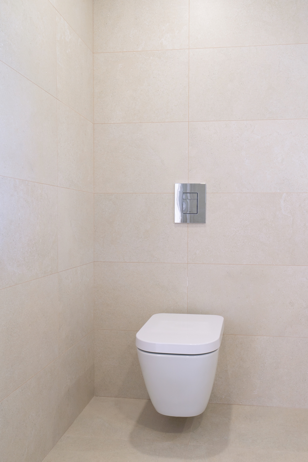 Bright Studios with Patios in Porto by HostWise 5 Host Wise Booking