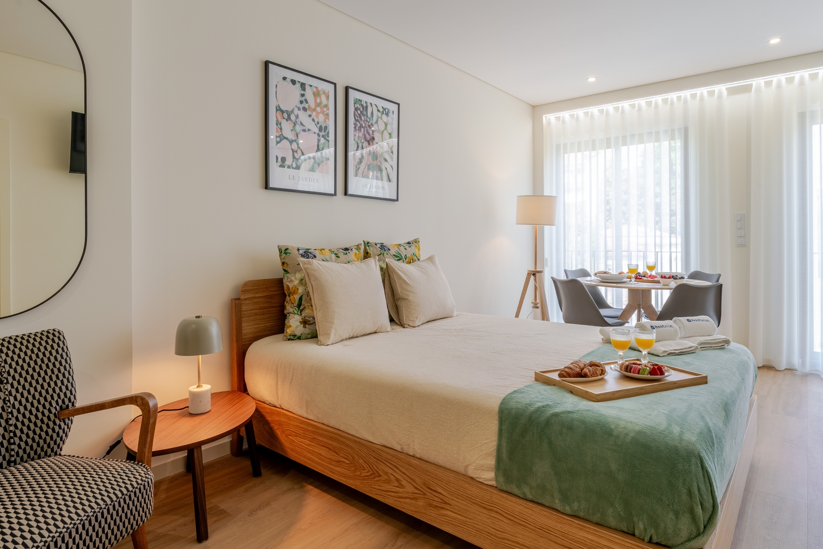 Stylish Balcony Apt & 2 Cozy Studios by HostWise 34 Host Wise Booking