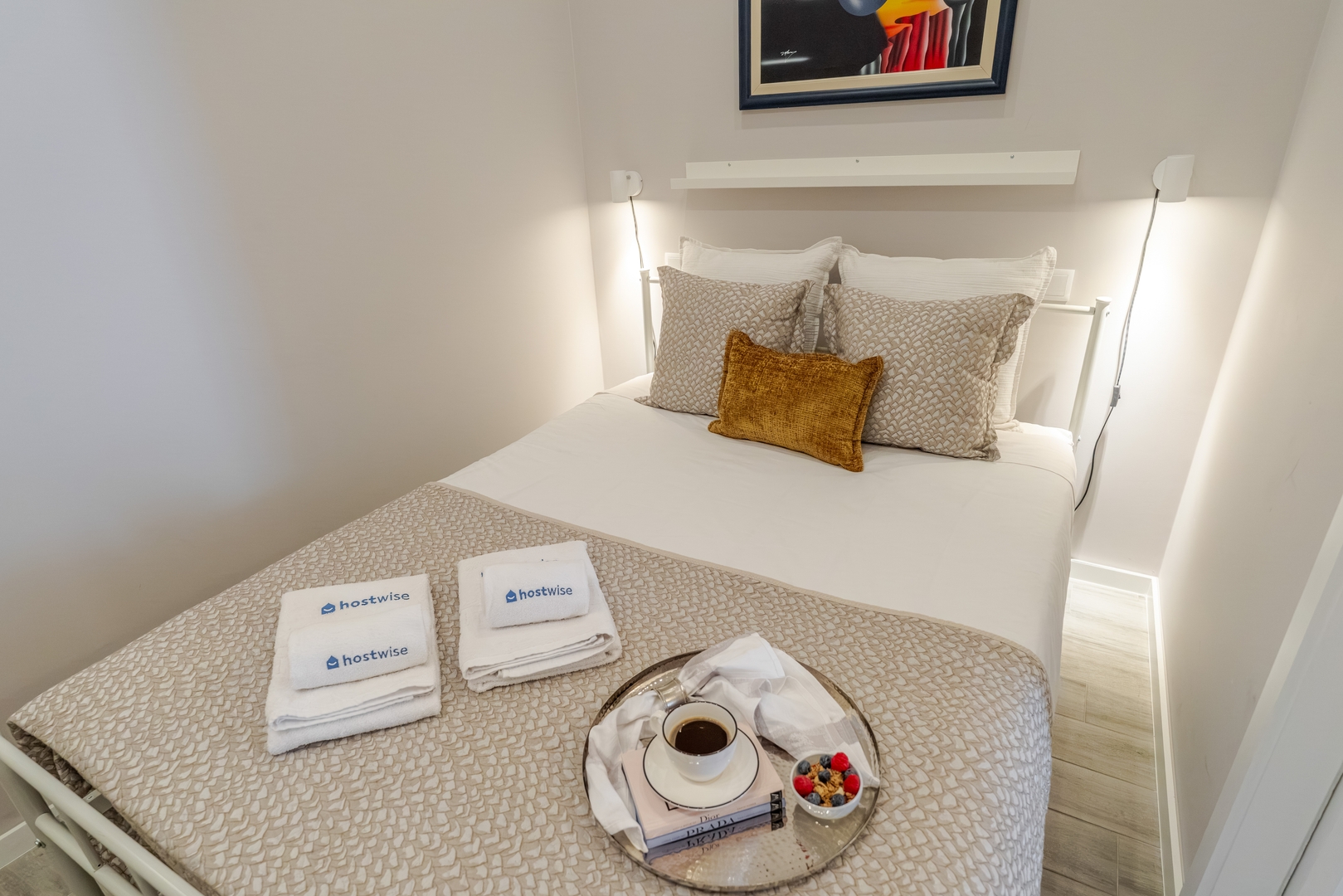 Cozy & Central Apartment by HostWise 2 Host Wise Booking