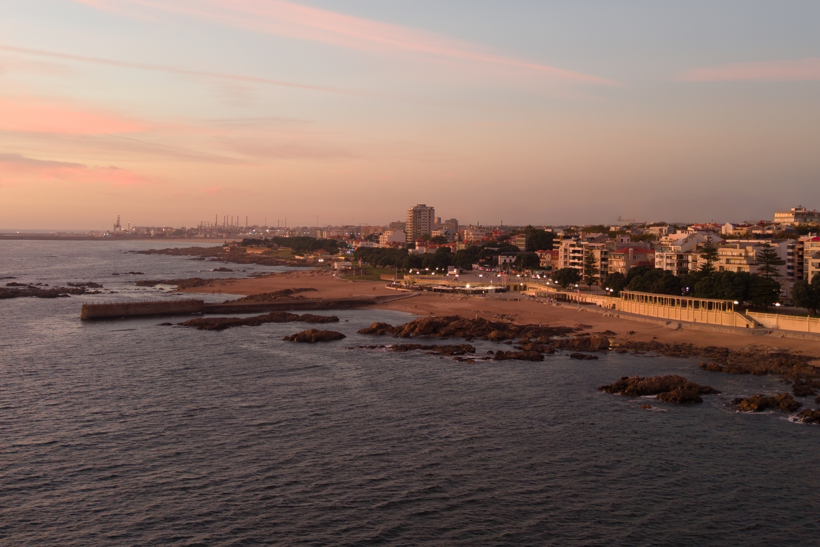 Sunlit Apartments in Foz do Douro by HostWise 25 Host Wise Booking