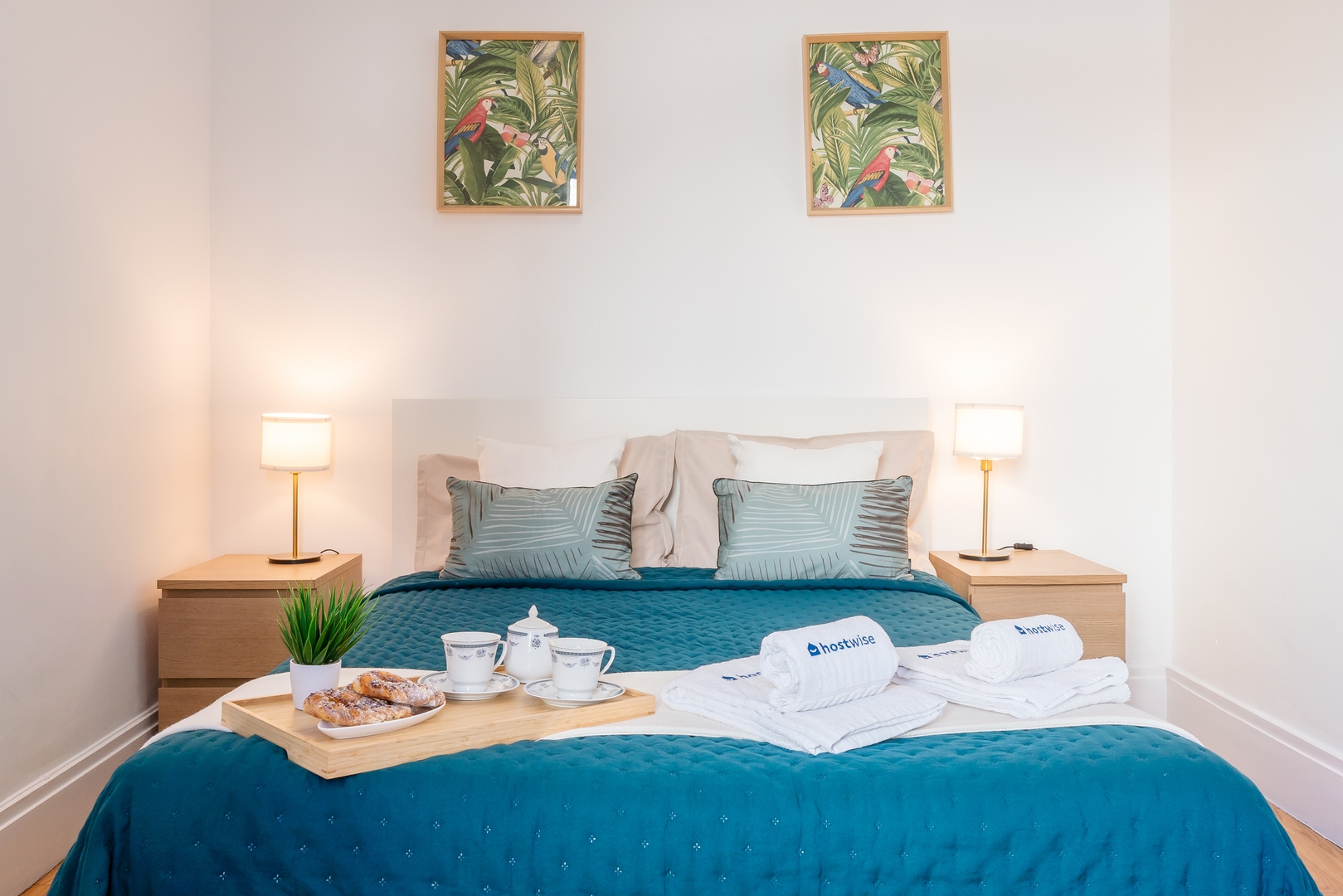 Host Wise - Roomy Restful Apartment w/ Balcony 12 Host Wise Booking