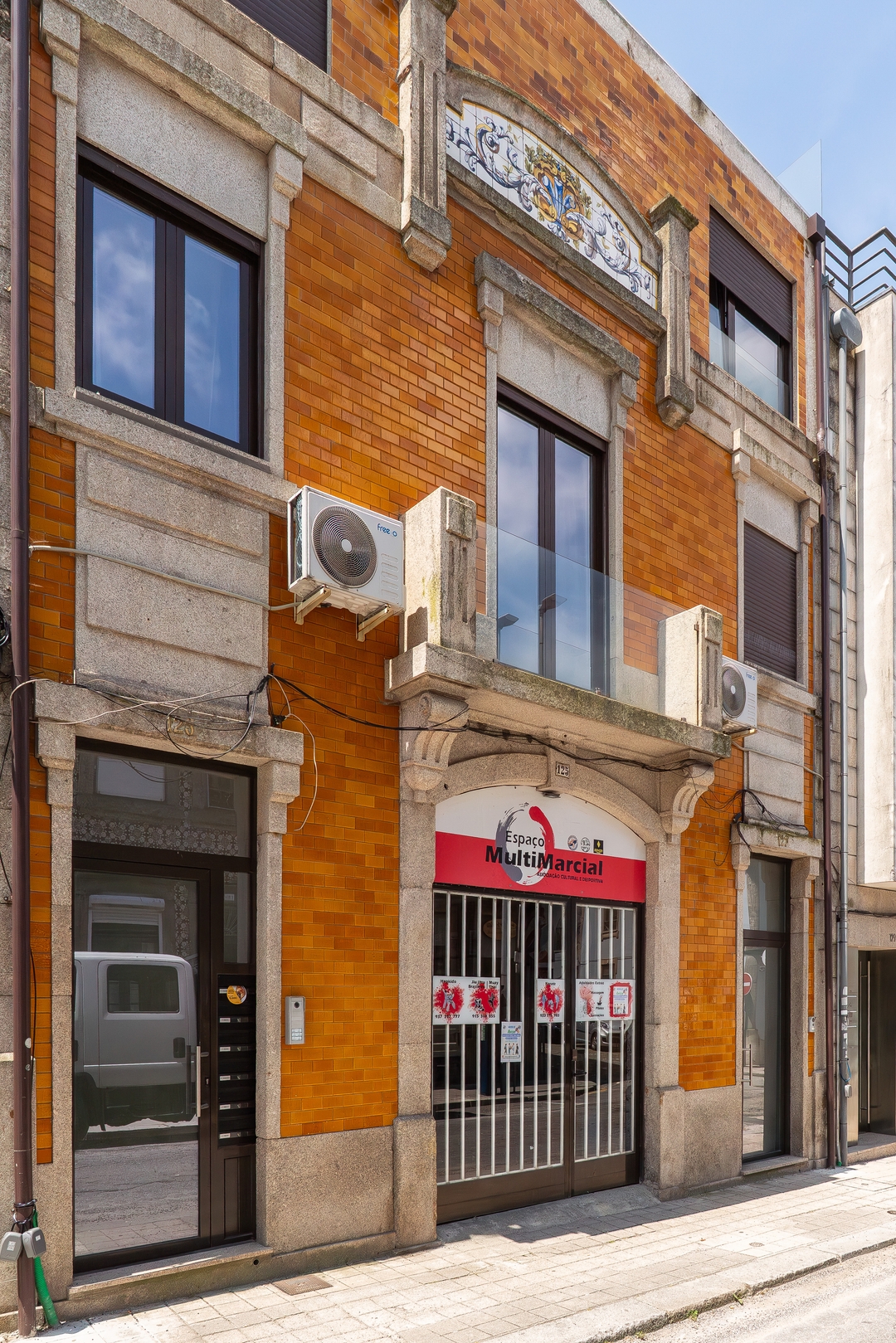 Terrace Studios & Bright Duplex by HostWise 10 Host Wise Booking