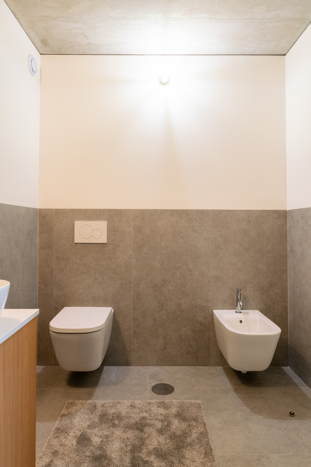 Premium Apartment with Garage by HostWise 24 Host Wise Booking