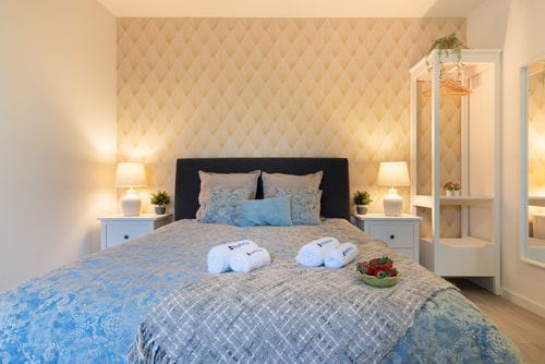Quiet Charming Flat w/ Balcony by HostWise Host Wise Booking