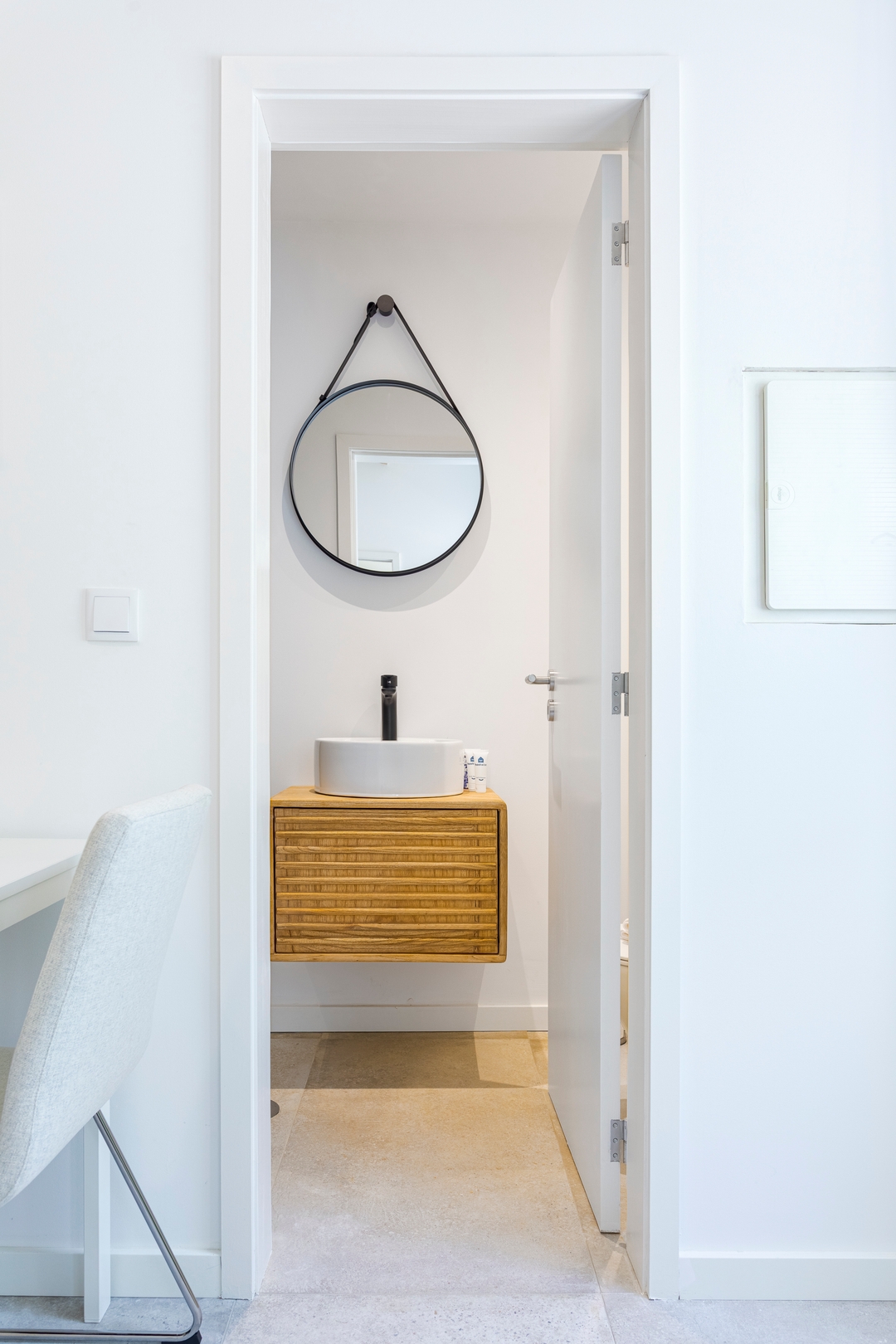 Bright Flat | Romantic Escape by HostWise 13 Host Wise Booking