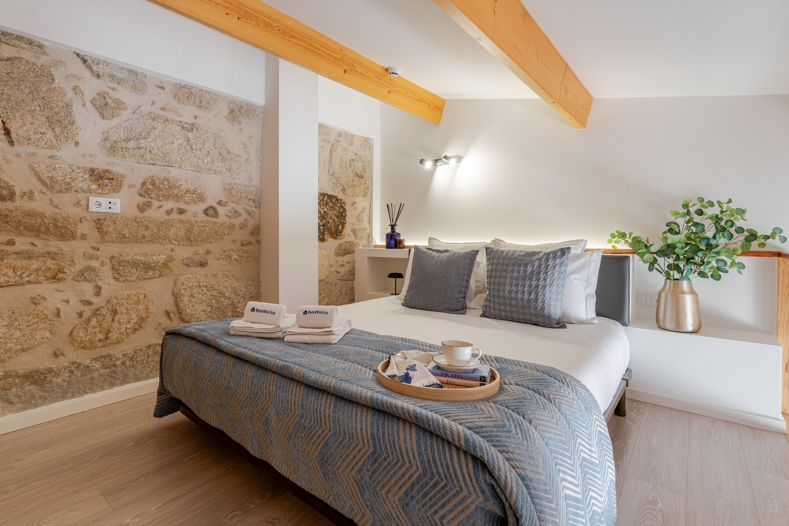 Cozy T1 Flats with Courtyard BBQ by HostWise 92 Host Wise Booking