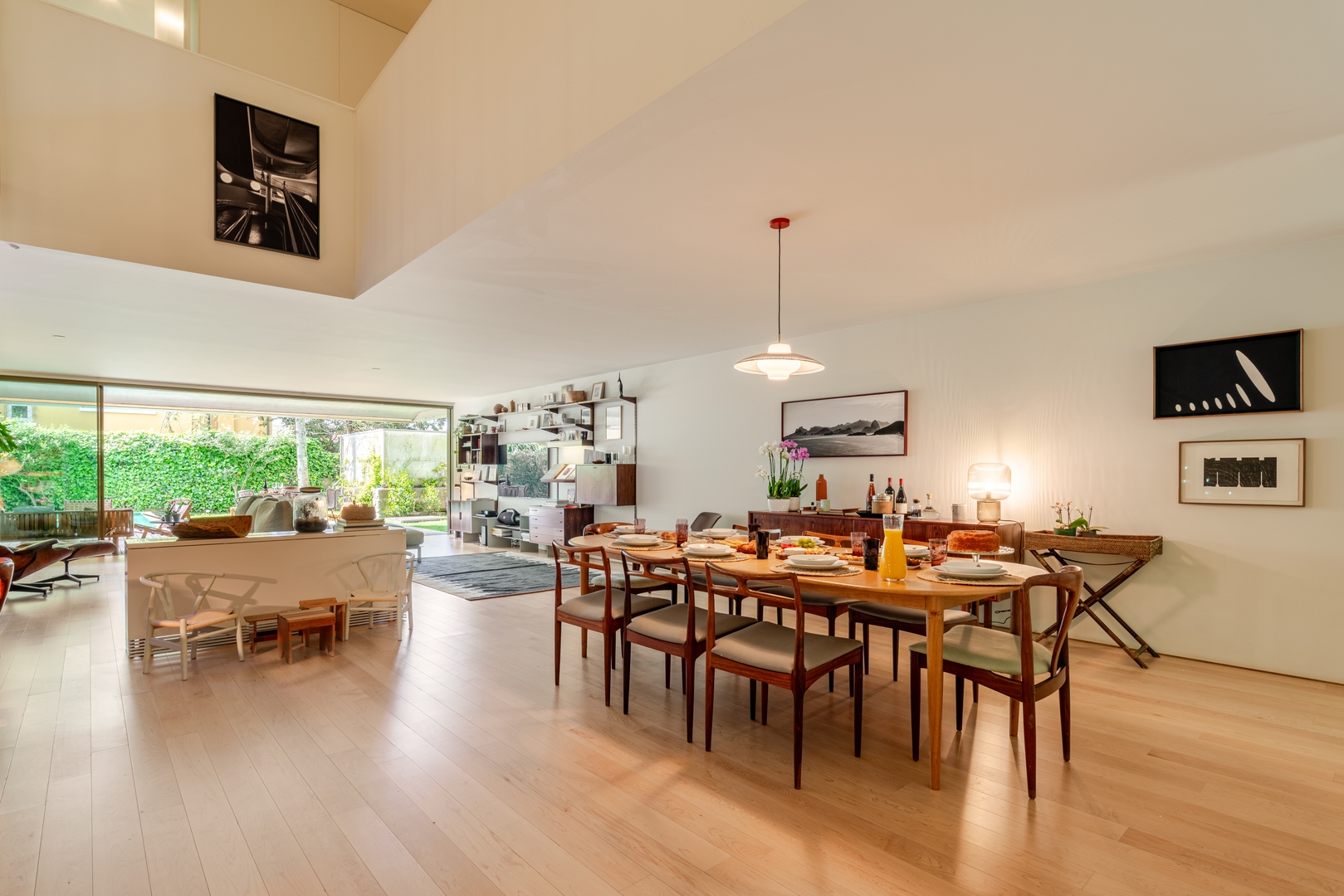 Grand Villa w/ Pool, Garden & Garage by HostWise 38 Host Wise Booking