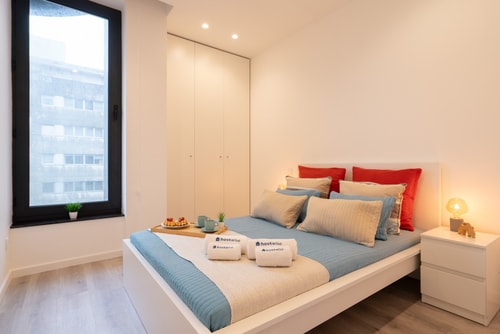 Trendy Spacious Flat by HostWise Host Wise Booking