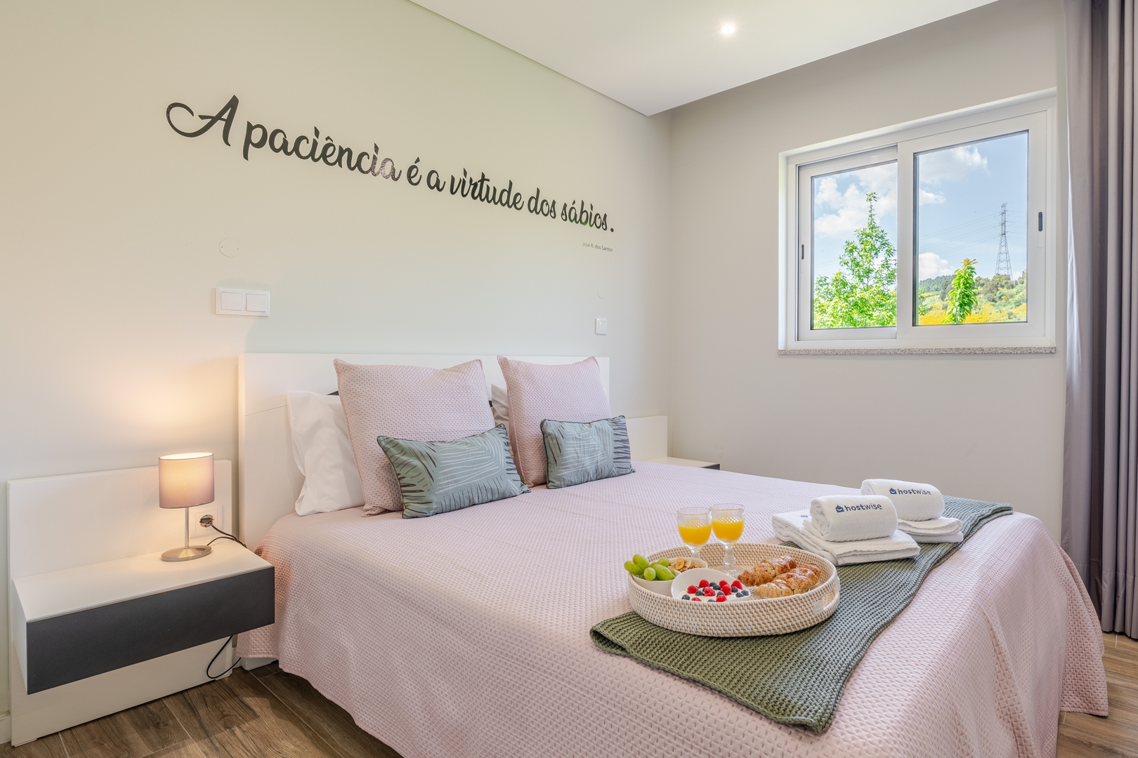 HostWise - 10BR Douro Villa with Pool 32 Host Wise Booking