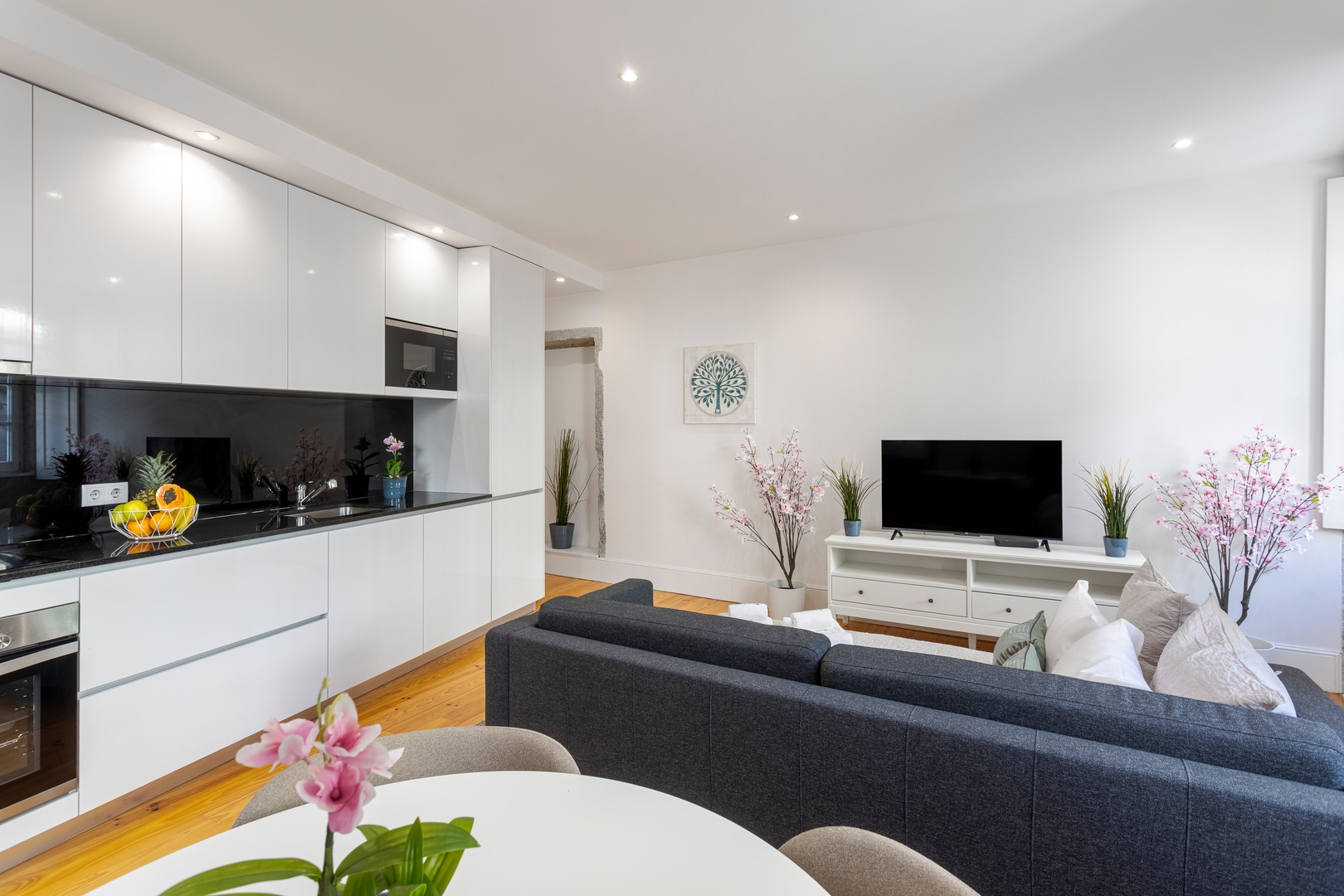 Modern & Trendy Flat by HostWise 11 Host Wise Booking
