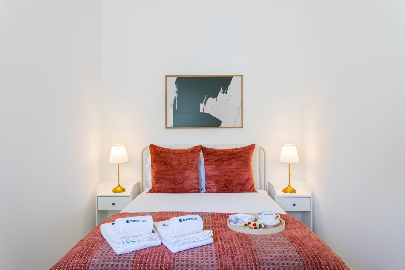 Bright Flat | Romantic Escape by HostWise 6 Host Wise Booking