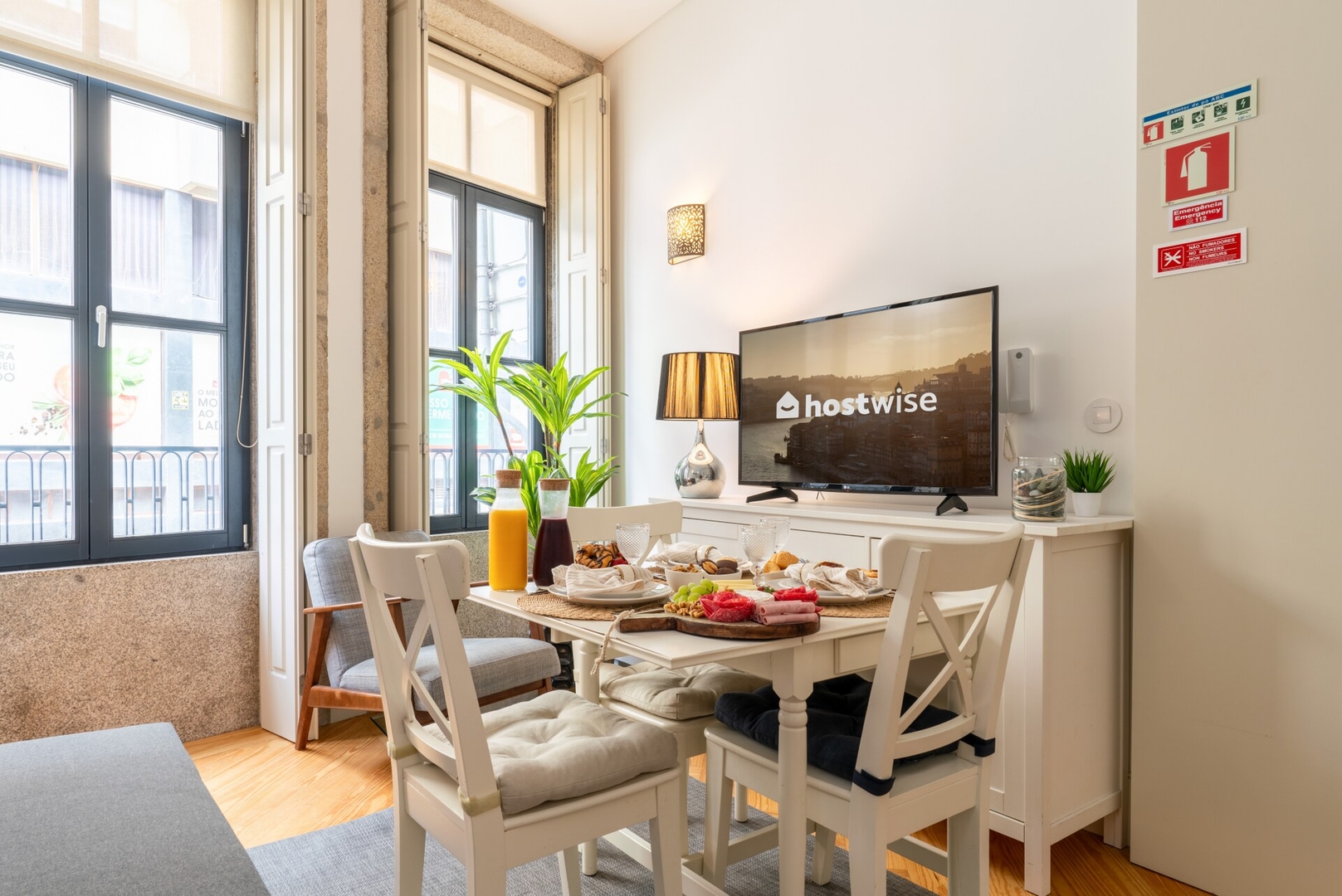 Colourful Cozy Flat by HostWise 16 Host Wise Booking