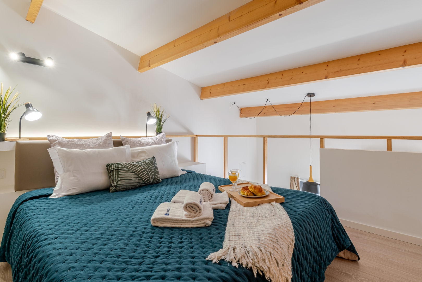 Terrace Studios for 12 in Porto by HostWise 6 Host Wise Booking