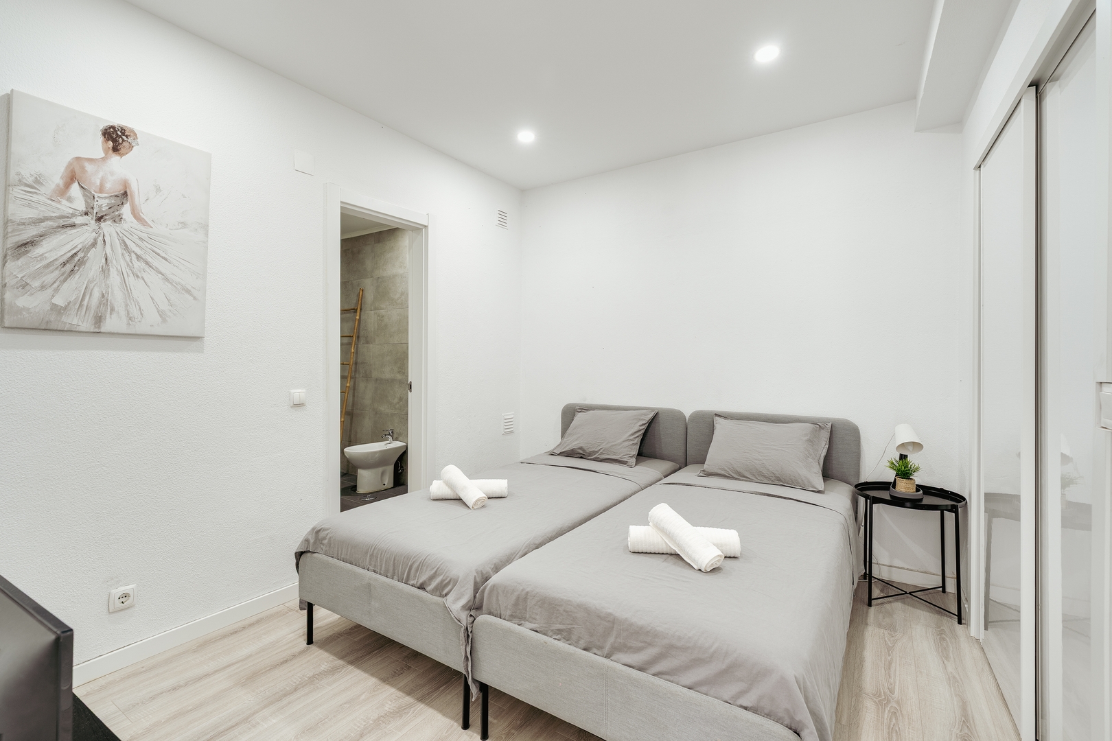 Sunny Flat w/ Jacuzzi & Balconies by Host Wise 2 Host Wise Booking