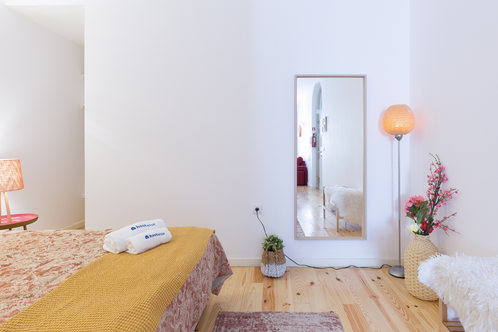 Lovely Flat w/ Jacuzzi & Terrace by HostWise 11 Host Wise Booking
