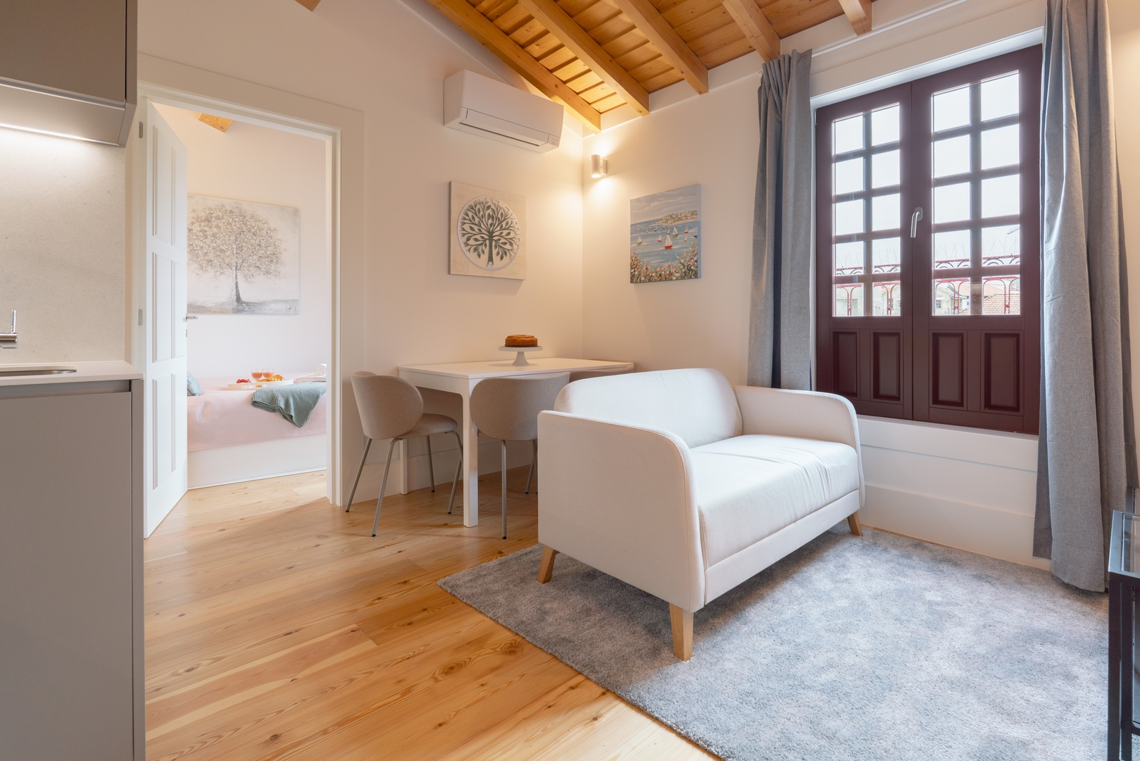 Spacious & Family Flats by HostWise 24 Host Wise Booking