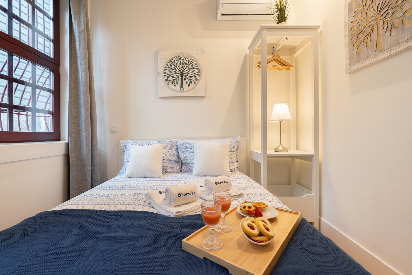 Modern & Cozy Flat by HostWise 6 Host Wise Booking