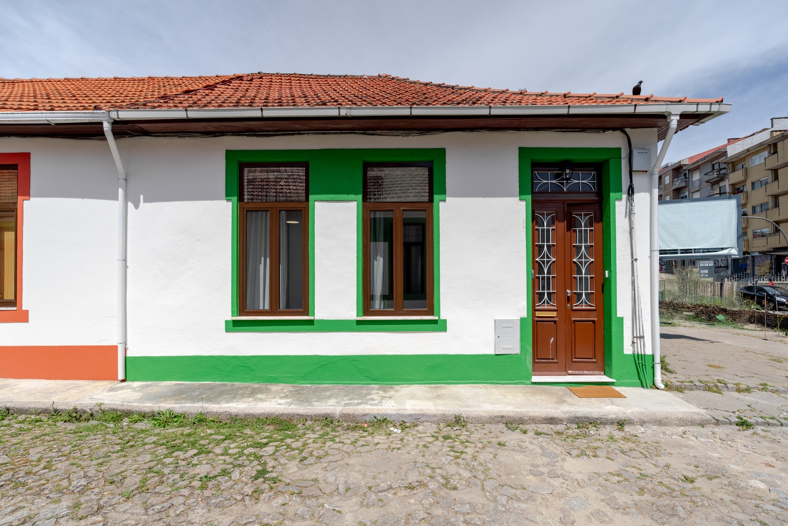 Multiple Houses w/ Terrace Near Metro by HostWise 45 Host Wise Booking